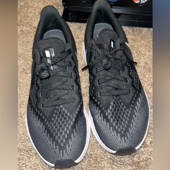 Nike Womens Running Shoes - Picture 2 of 5